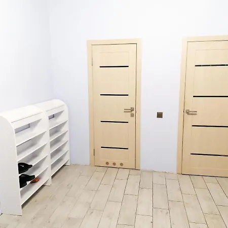 Bf Palats Ukraina Metro Hostel